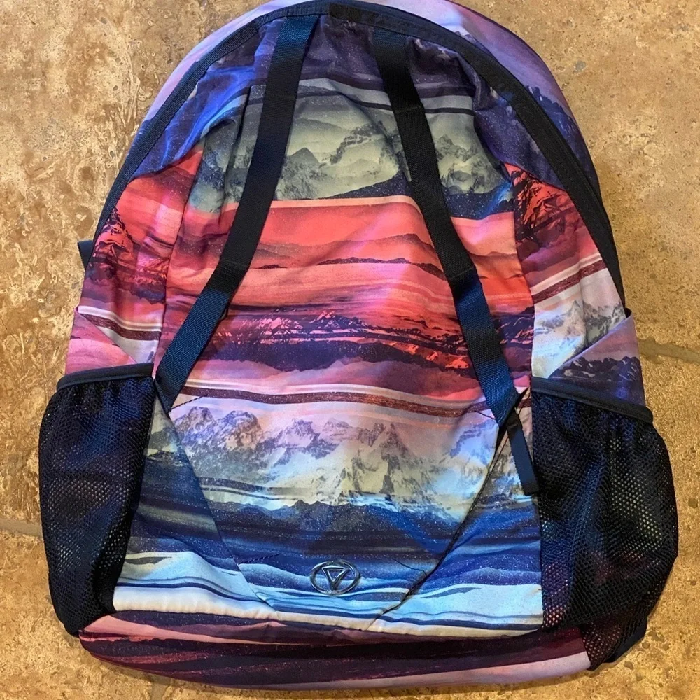 IVIVVA Lululemon Girls Multicolor Backpack